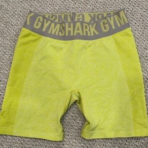 GYMSHARK FLEX SHORTS